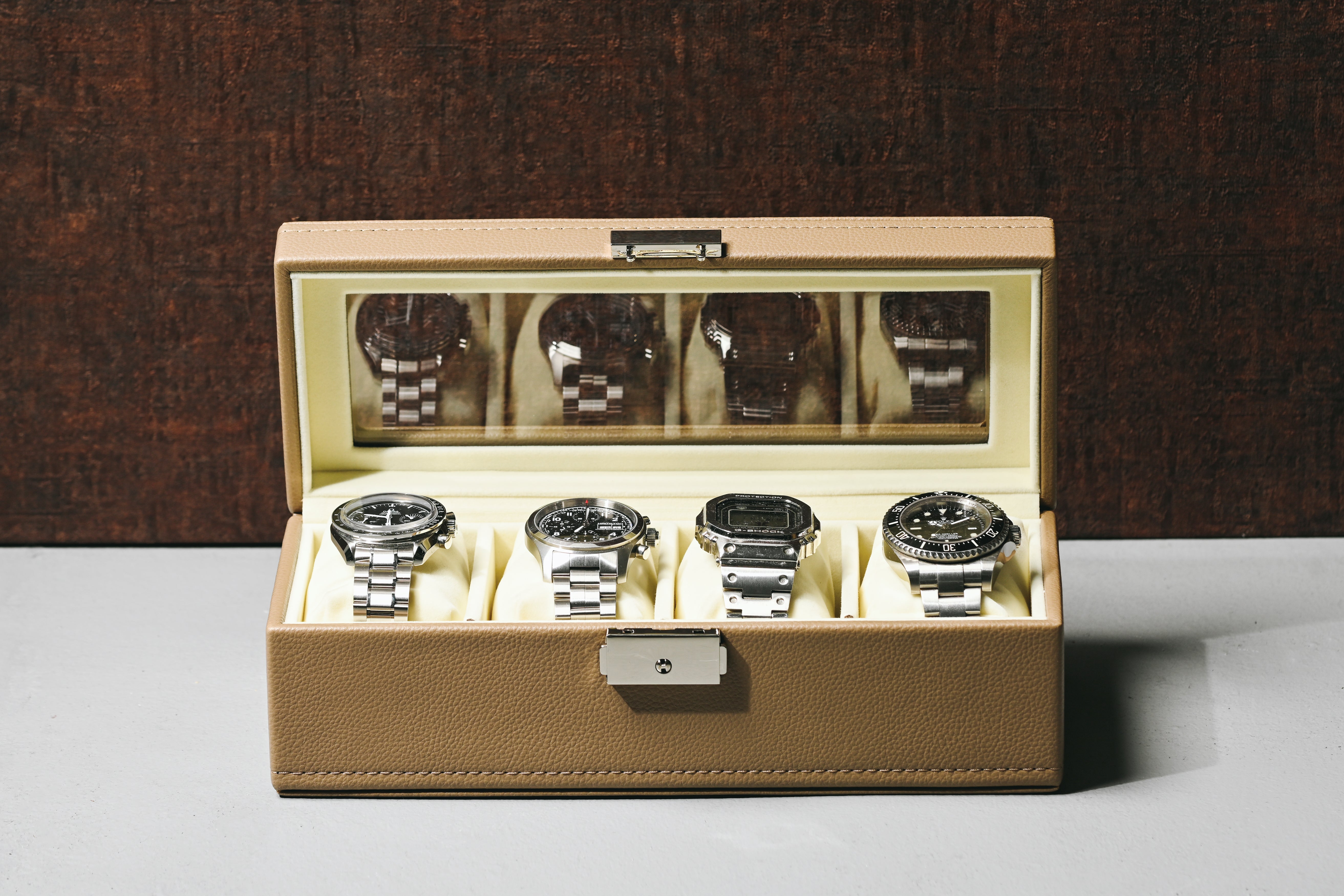 合皮4本腕時計収納時計ケース　ベージュ SE83520BE