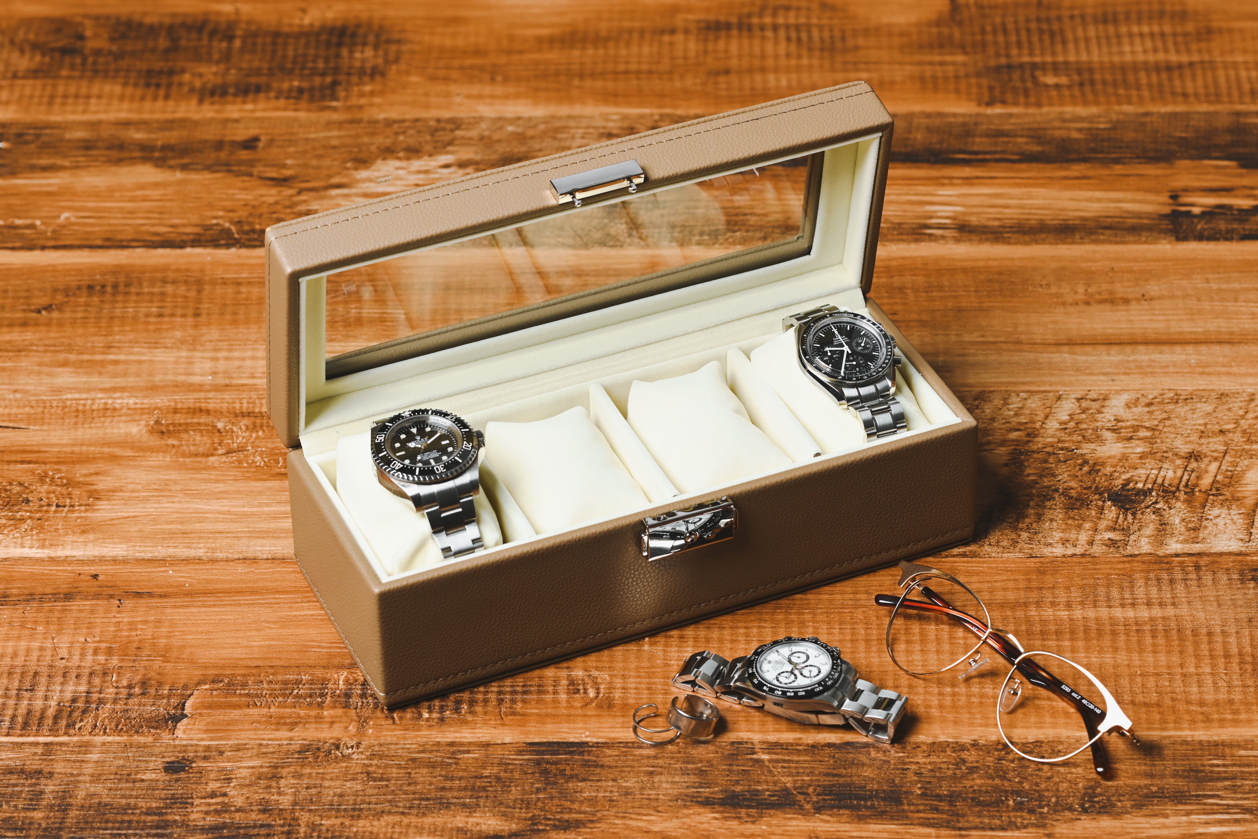 合皮4本腕時計収納時計ケース　ベージュ SE83520BE